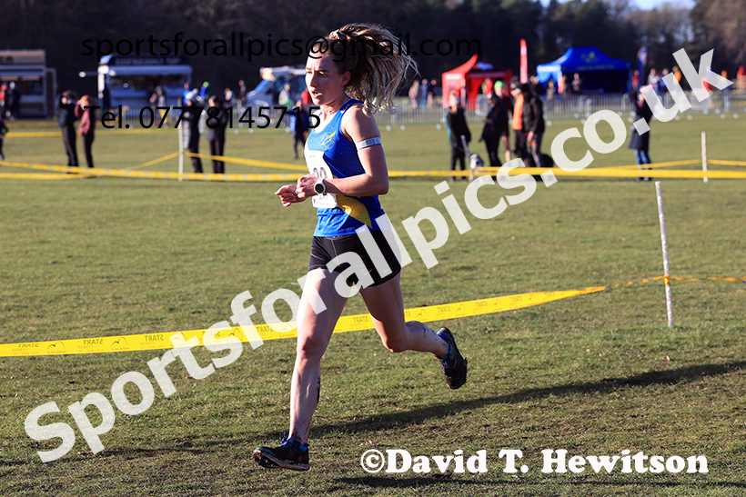 Senior womens 2025 Northern Cross Country Champs, Tatton Park, Knutsford, Cheshire. Photo: David T. Hewitson/Sports for All Pics